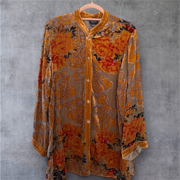 CITRON SANTA MONICA RAYON SILVET BURN OUT VELVET TOP - Picture 4 of 6